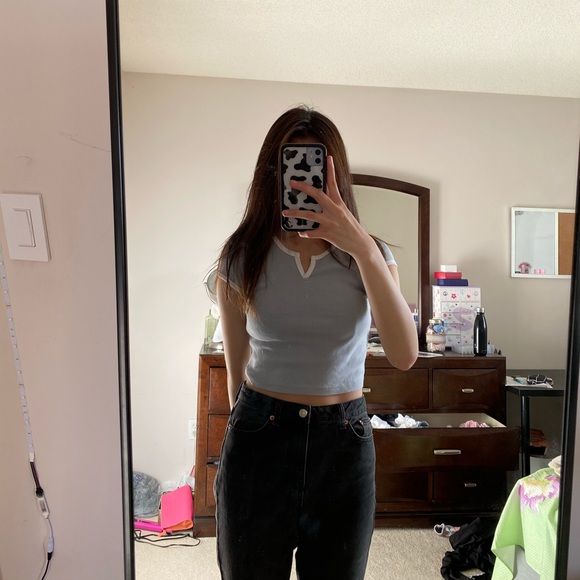 Brandy Melville ashlyn top - Picture 2 of 3